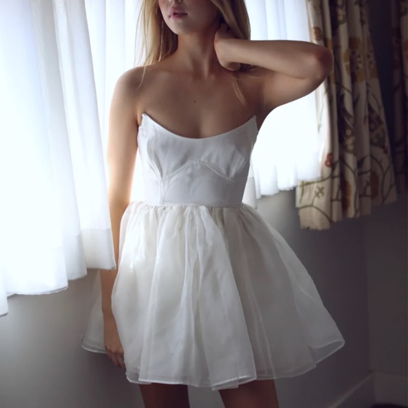Selkie White Mini Dress - Picture 1 of 8